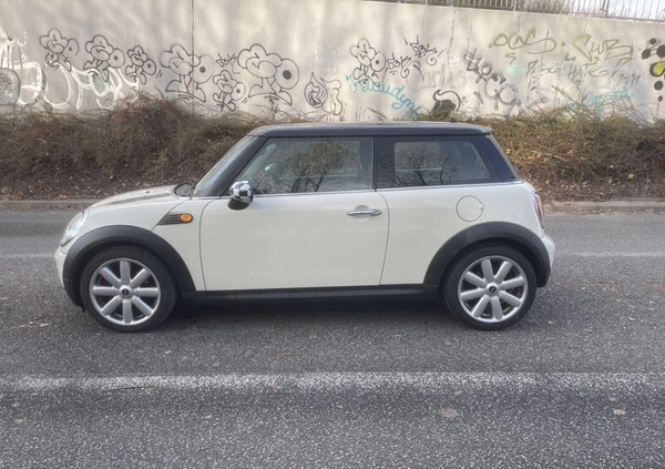 MINI Cooper cena 17900 przebieg: 173000, rok produkcji 2008 z Warszawa małe 37